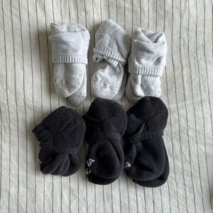 Aritzia TNA Best-Ever No Show Ankle Socks